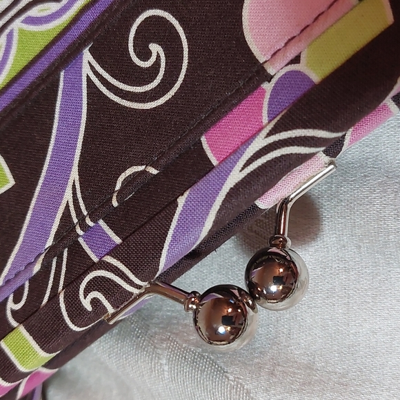 Vera Bradley 'Alice Loves Me' Kiss-Lock Purse in "Purple Punch" - Picture 11 of 11